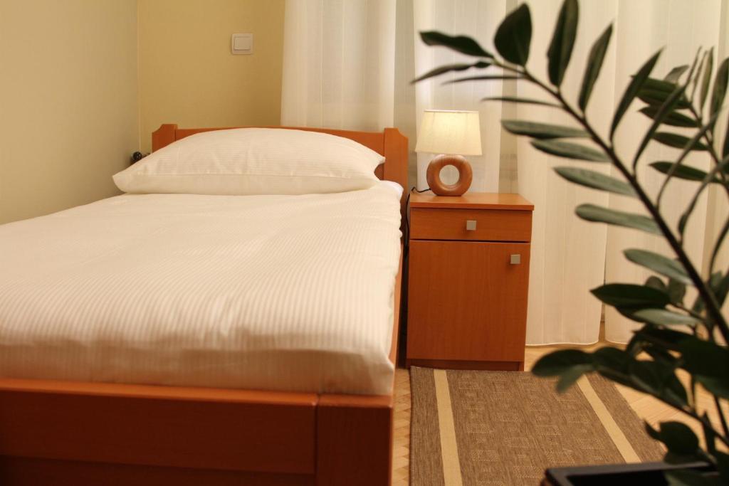 Rooms Villa Aria Sesvete Exteriör bild